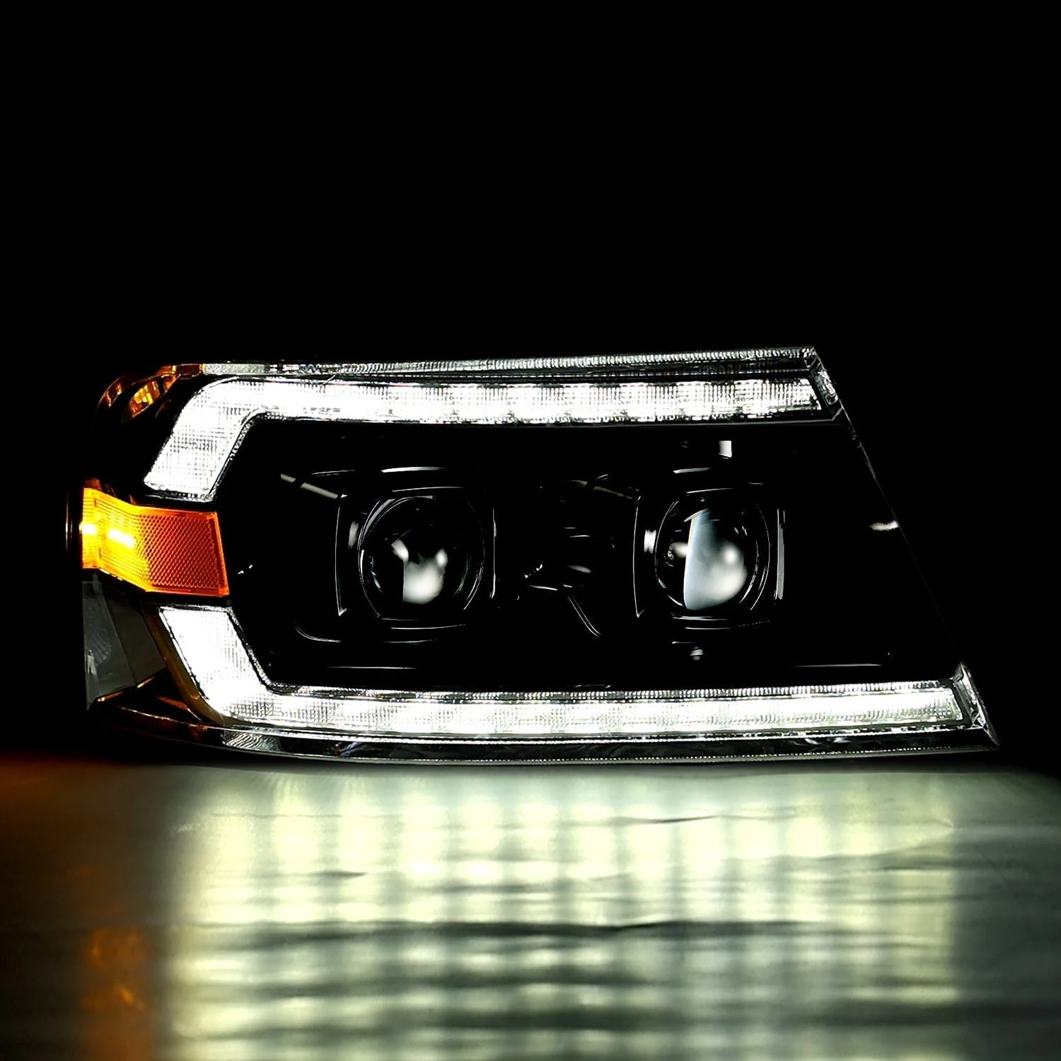 04-08 Ford F150 / 06-08 Lincoln Mark LT LUXX-Series LED Projector Headlights Alpha-Black 7 04-08 Ford F150 / 06-08 Lincoln Mark LT LUXX-Series LED Projector Headlights Alpha-Black - Image 5