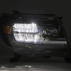 05-11 Toyota Tacoma LUXX-Series LED Crystal Headlights Black 20 05-11 Toyota Tacoma LUXX-Series LED Crystal Headlights Black -Car Light Shop 05 11 toyota tacoma luxx series led crystal headlights black 692688