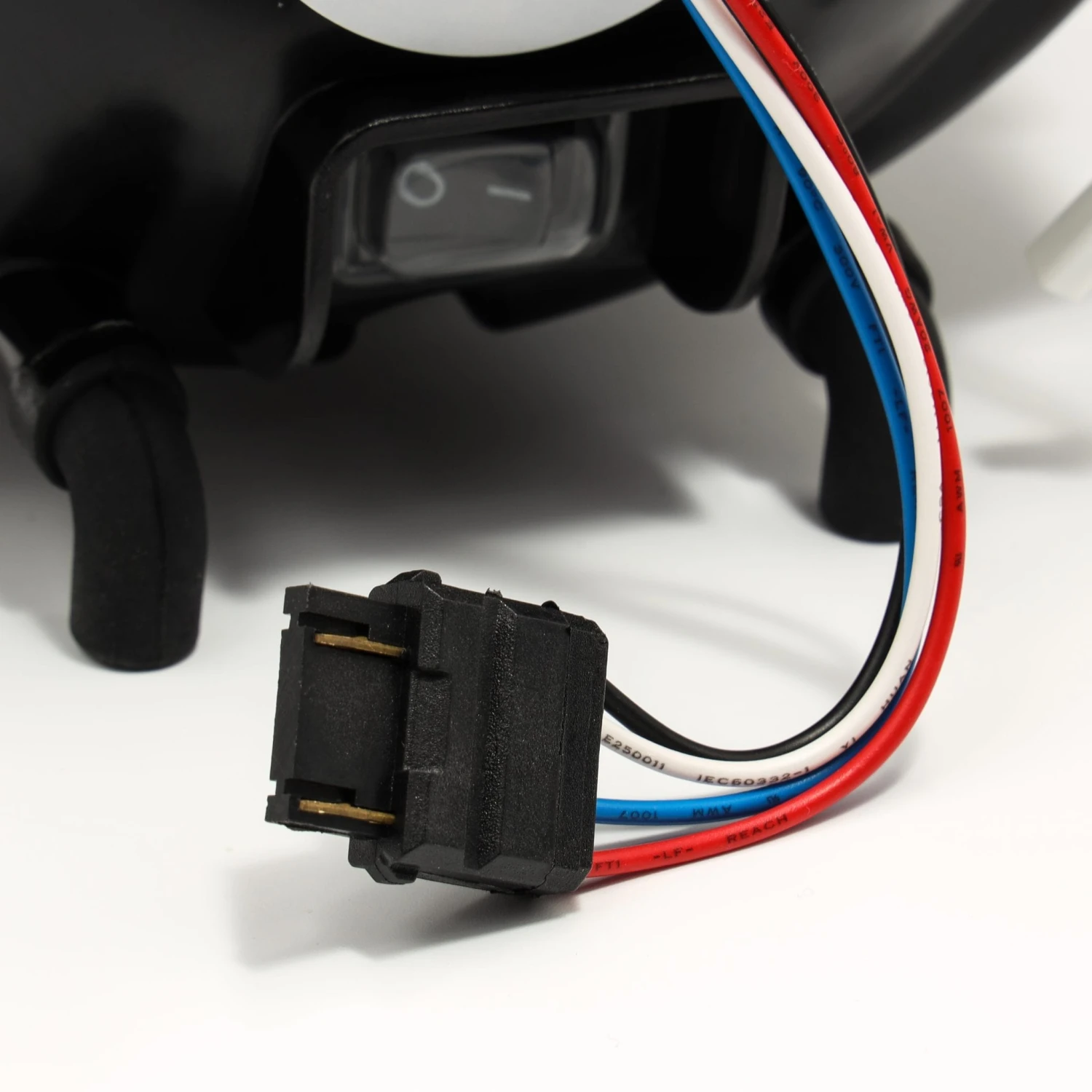 05-13 Chevrolet Corvette PRO-Series LED Tail Lights Jet Black 9 05-13 Chevrolet Corvette PRO-Series LED Tail Lights Jet Black - Image 7