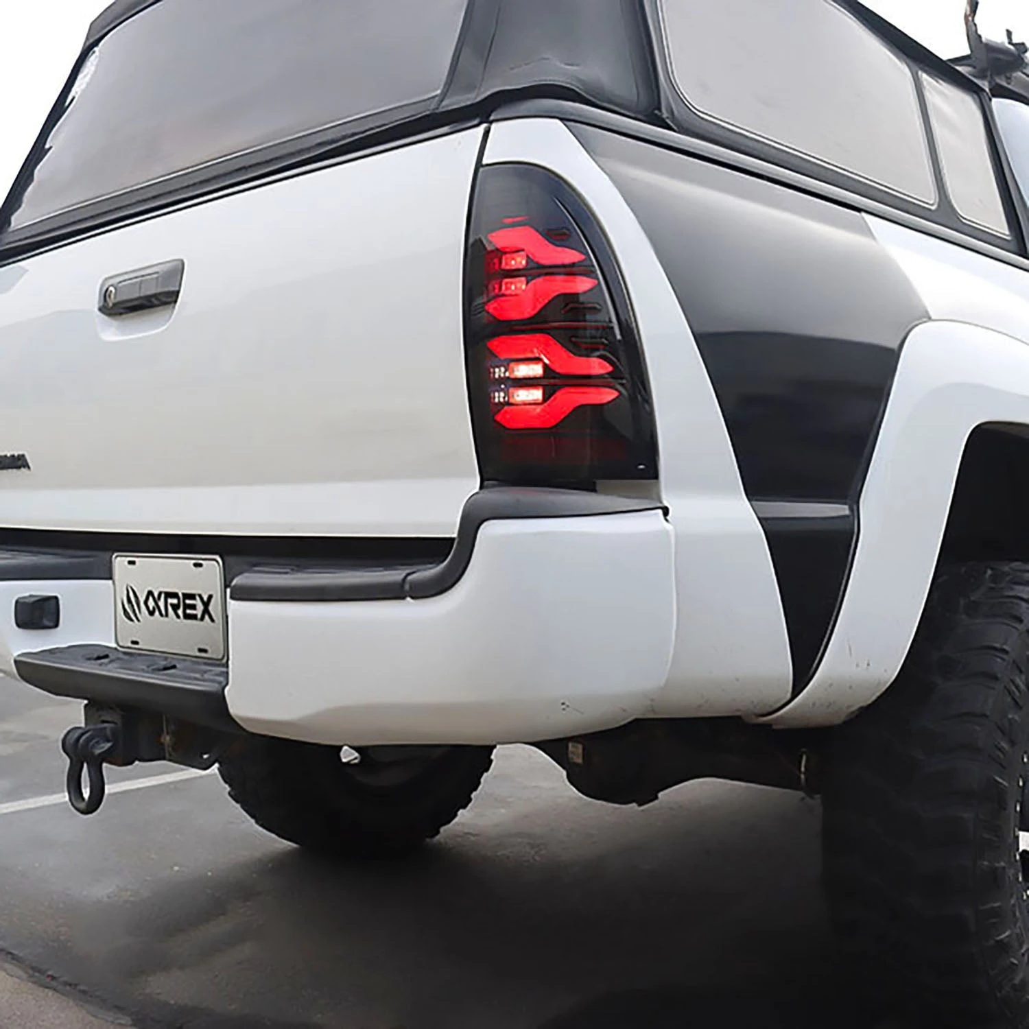 05-15 Toyota Tacoma LUXX-Series LED Tail Lights Black 4 05-15 Toyota Tacoma LUXX-Series LED Tail Lights Black - Image 2