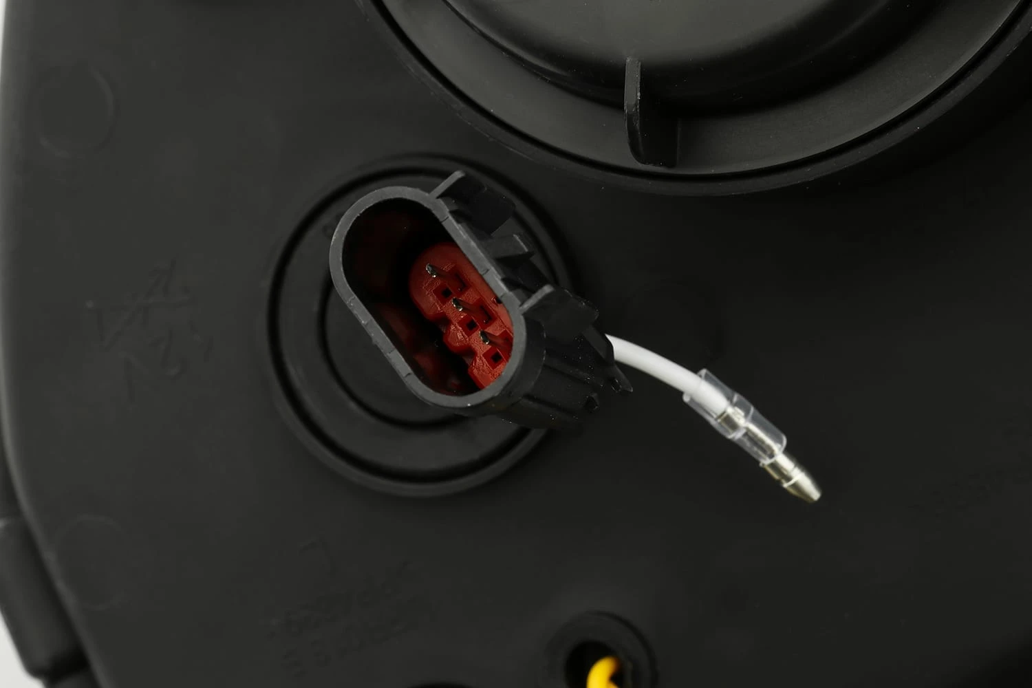 10-12 Ford Mustang LUXX-Series LED Projector Headlights Black 10 10-12 Ford Mustang LUXX-Series LED Projector Headlights Black - Image 8