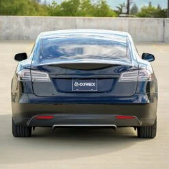 12-21 Tesla Model S LUXX-Series LED Tail Lights Alpha-Black (With Black Trunk Center Piece Replacement) -Car Light Shop 12 20 tesla model s luxx series led tail lights alpha black with black trunk center piece replacement 124874