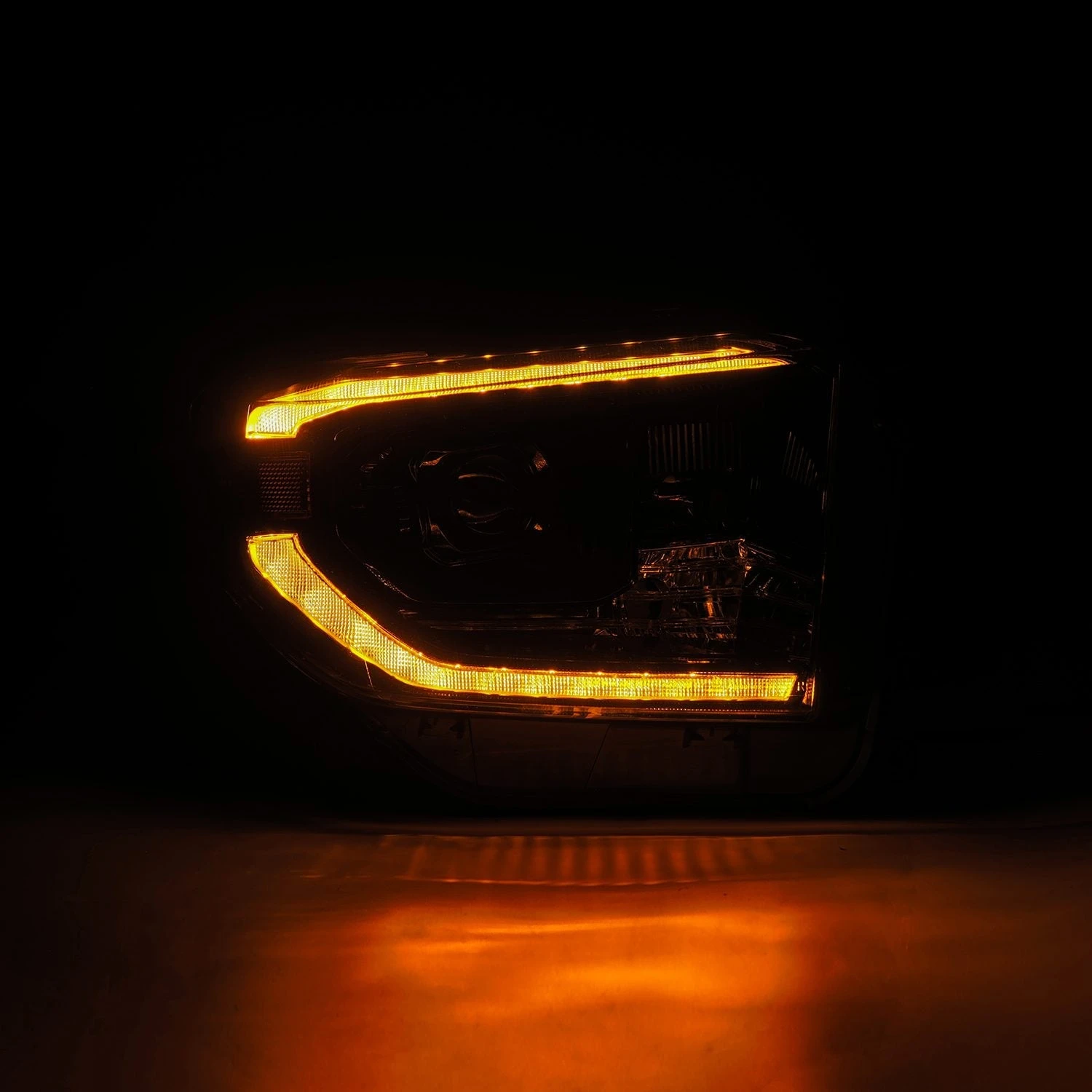 14-21 Toyota Tundra MK II LUXX-Series LED Projector Headlights Alpha-Black 5 14-21 Toyota Tundra MK II LUXX-Series LED Projector Headlights Alpha-Black - Image 3
