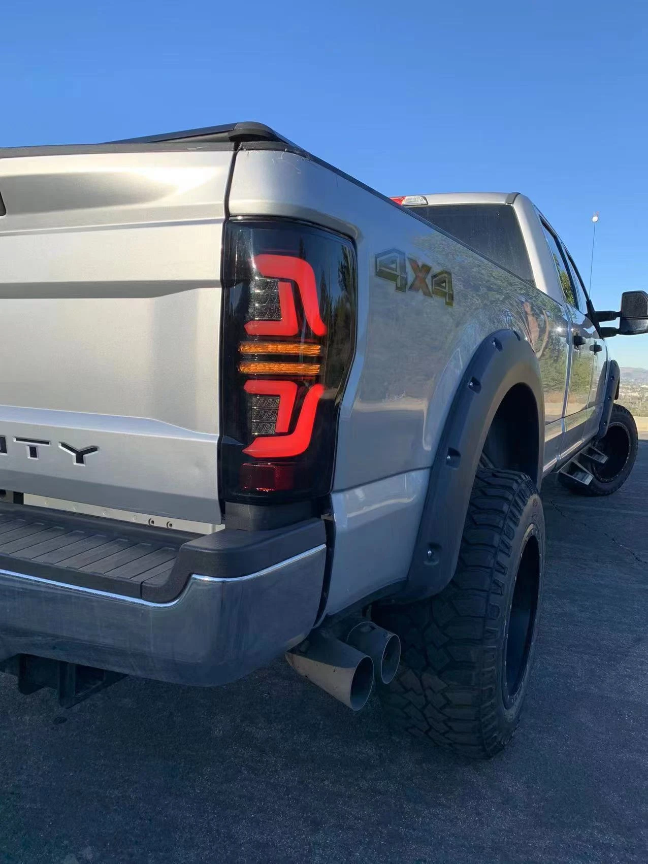 17-19 Ford Super Duty PRO-Series LED Tail Lights Red Smoke 17 17-19 Ford Super Duty PRO-Series LED Tail Lights Red Smoke - Image 15