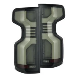 19-24 Chevrolet Silverado 1500 / 20-24 Silverado 2500HD/3500HD LUXX-Series LED Tail Lights Black