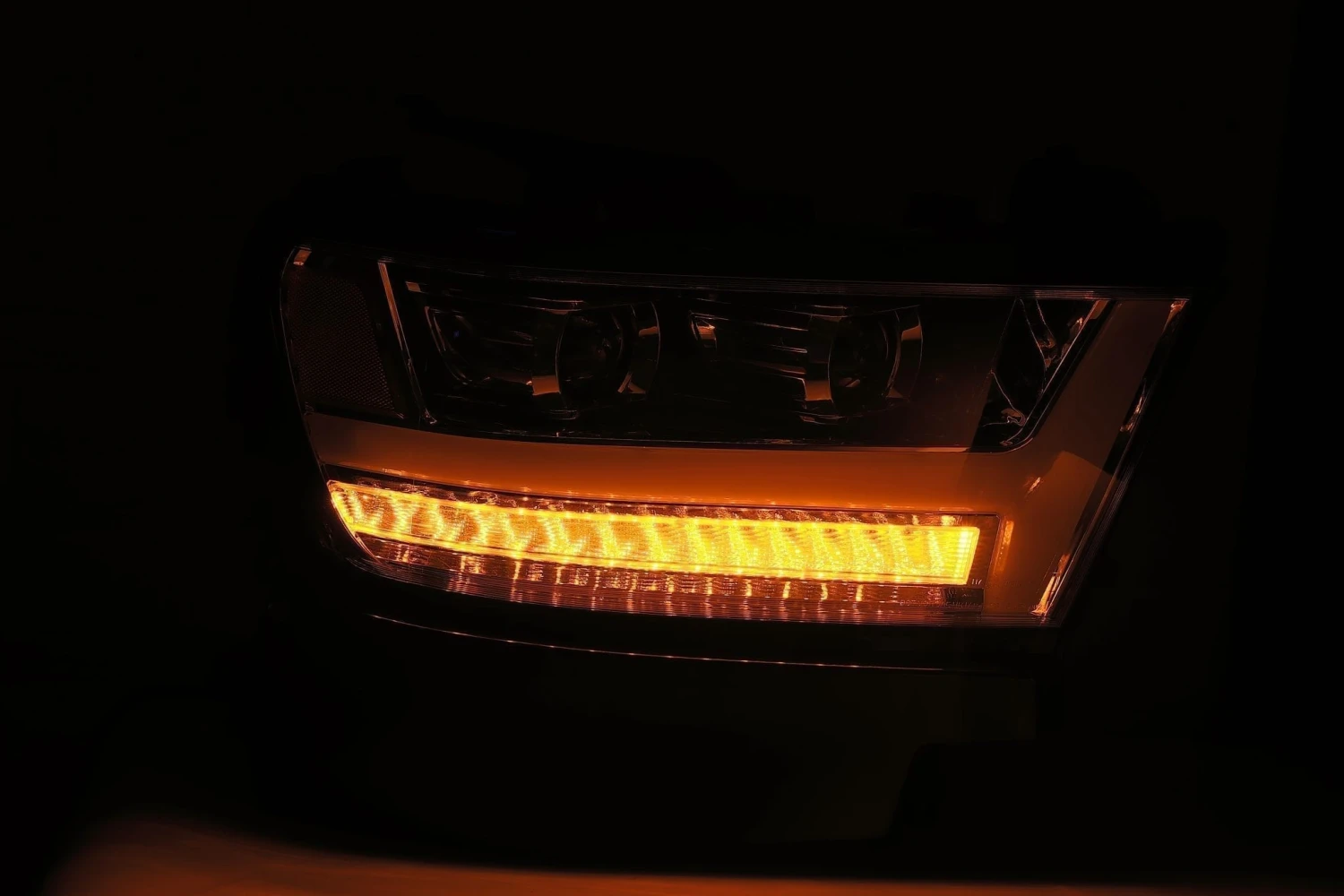 19-24 Ram 1500 PRO-Series Halogen Projector Headlights Chrome 7 19-24 Ram 1500 PRO-Series Halogen Projector Headlights Chrome - Image 5