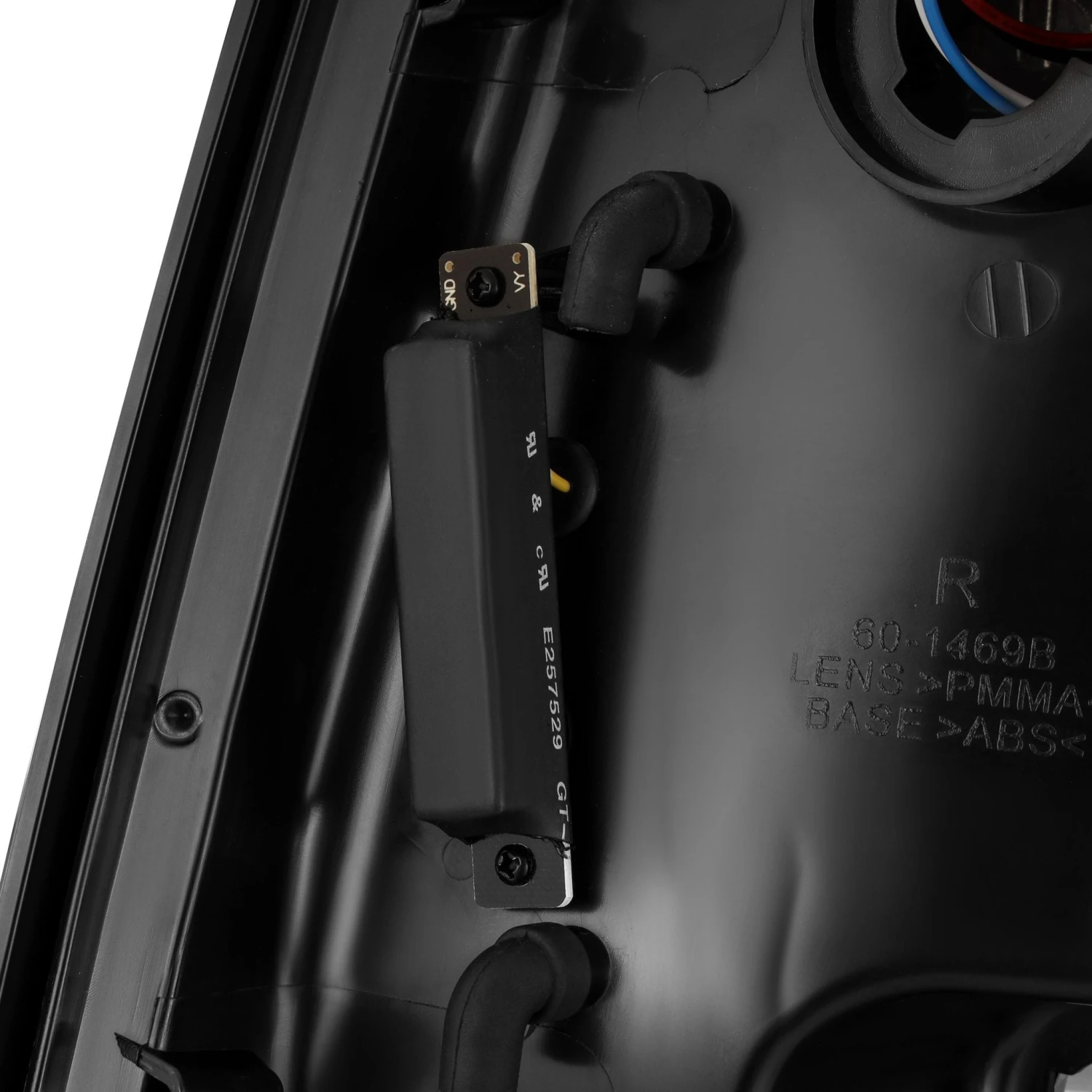 19-24 Ram 2500/3500 PRO-Series LED Tail Lights Jet Black 9 19-24 Ram 2500/3500 PRO-Series LED Tail Lights Jet Black - Image 7