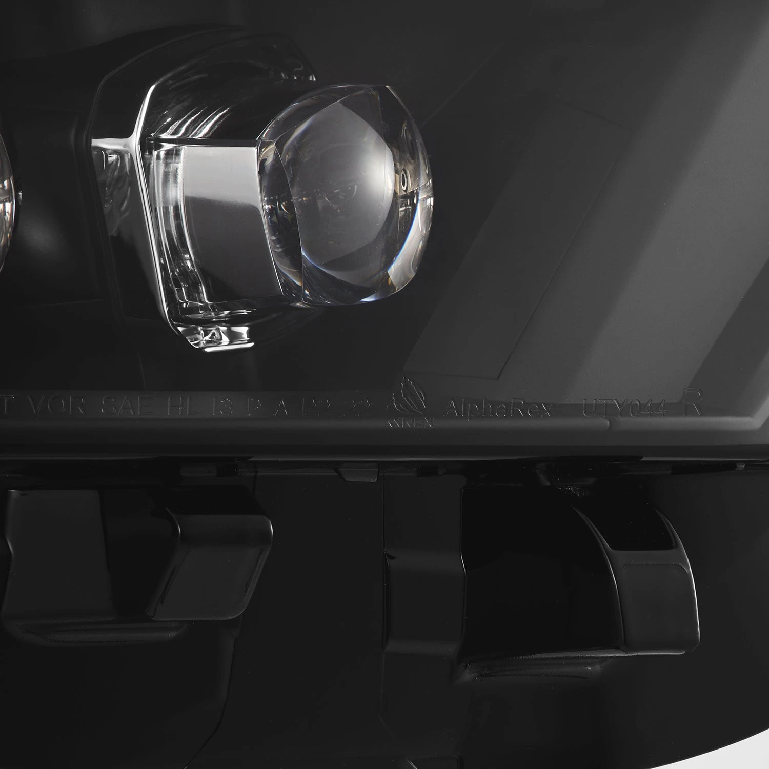 19-24 Toyota RAV4 (Low Trim) NOVA-Series LED Projector Headlights Black 16 19-24 Toyota RAV4 (Low Trim) NOVA-Series LED Projector Headlights Black - Image 14