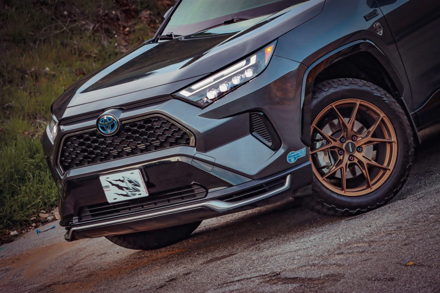 19-24 Toyota RAV4 (Low Trim) NOVA-Series LED Projector Headlights Black 6 19-24 Toyota RAV4 (Low Trim) NOVA-Series LED Projector Headlights Black - Image 4