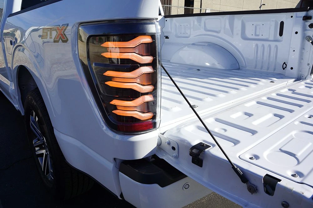 21-23 Ford F150 LUXX-Series LED Tail Lights Alpha-Black 11 21-23 Ford F150 LUXX-Series LED Tail Lights Alpha-Black - Image 9