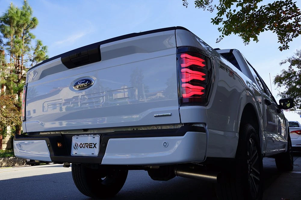 21-23 Ford F150 LUXX-Series LED Tail Lights Black-Red 8 21-23 Ford F150 LUXX-Series LED Tail Lights Black-Red - Image 6