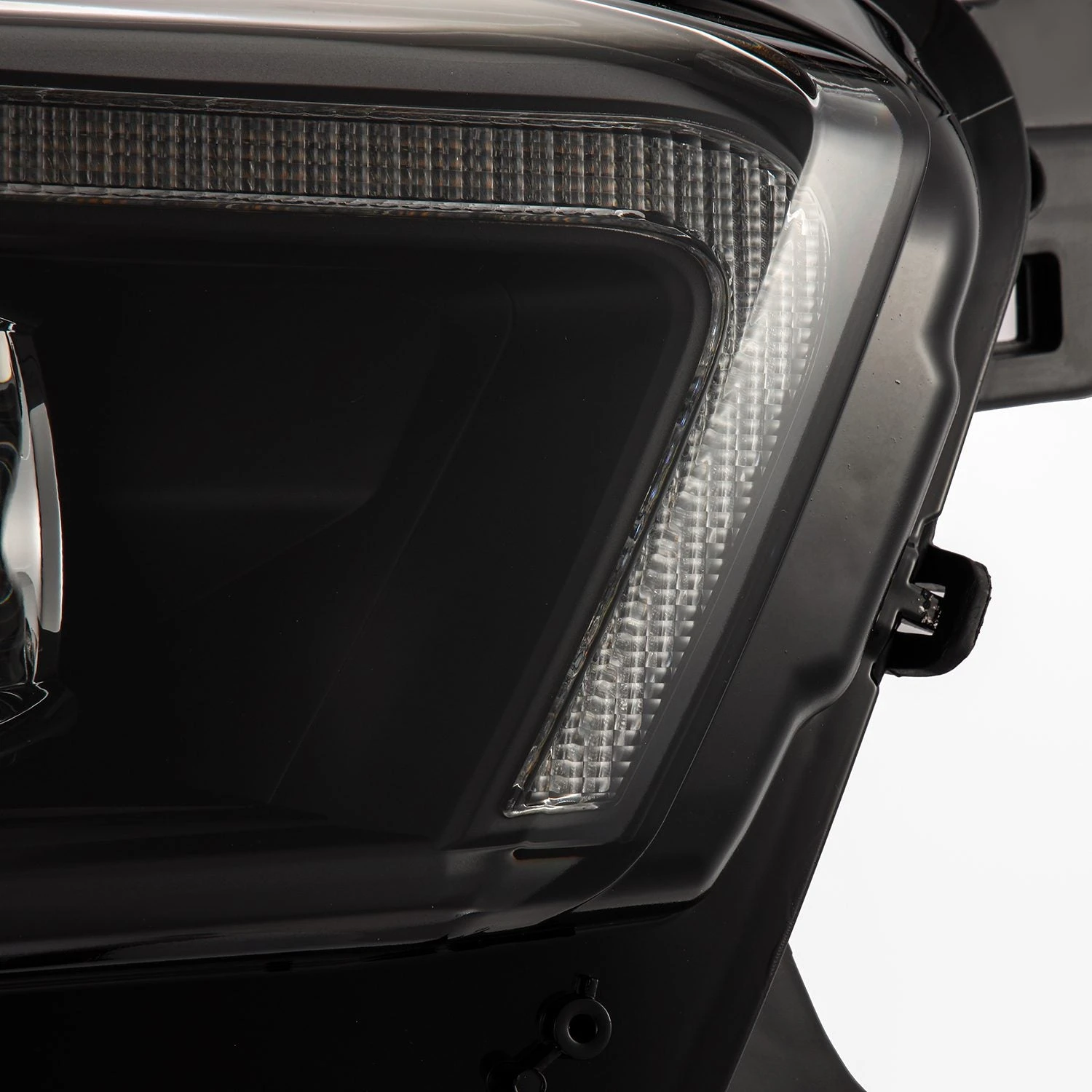 16-23 Toyota Tacoma MK II PRO-Series Halogen Projector Headlights Black 14 16-23 Toyota Tacoma MK II PRO-Series Halogen Projector Headlights Black - Image 12